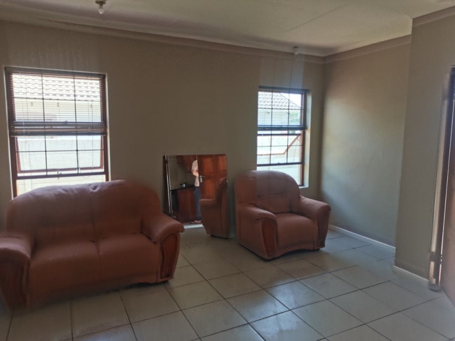 2 Bedroom Property for Sale in Parsonsvlei Eastern Cape